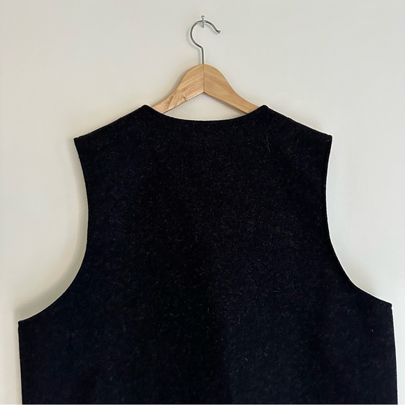 Filson Wool Mackinaw Vest - Picture 8 of 10